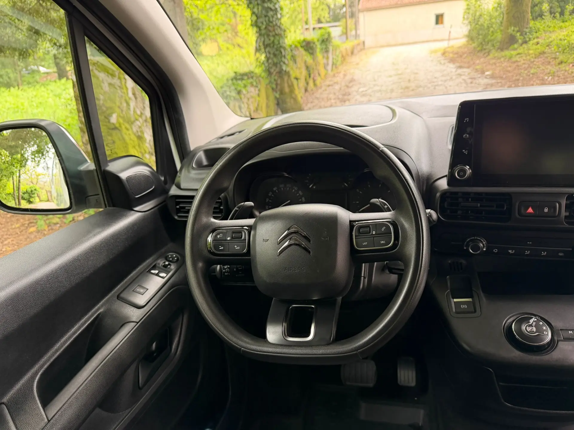 Citroën Berlingo 1.5 BlueHDi XL S&S EHZ EAT8 Control Variospace 12