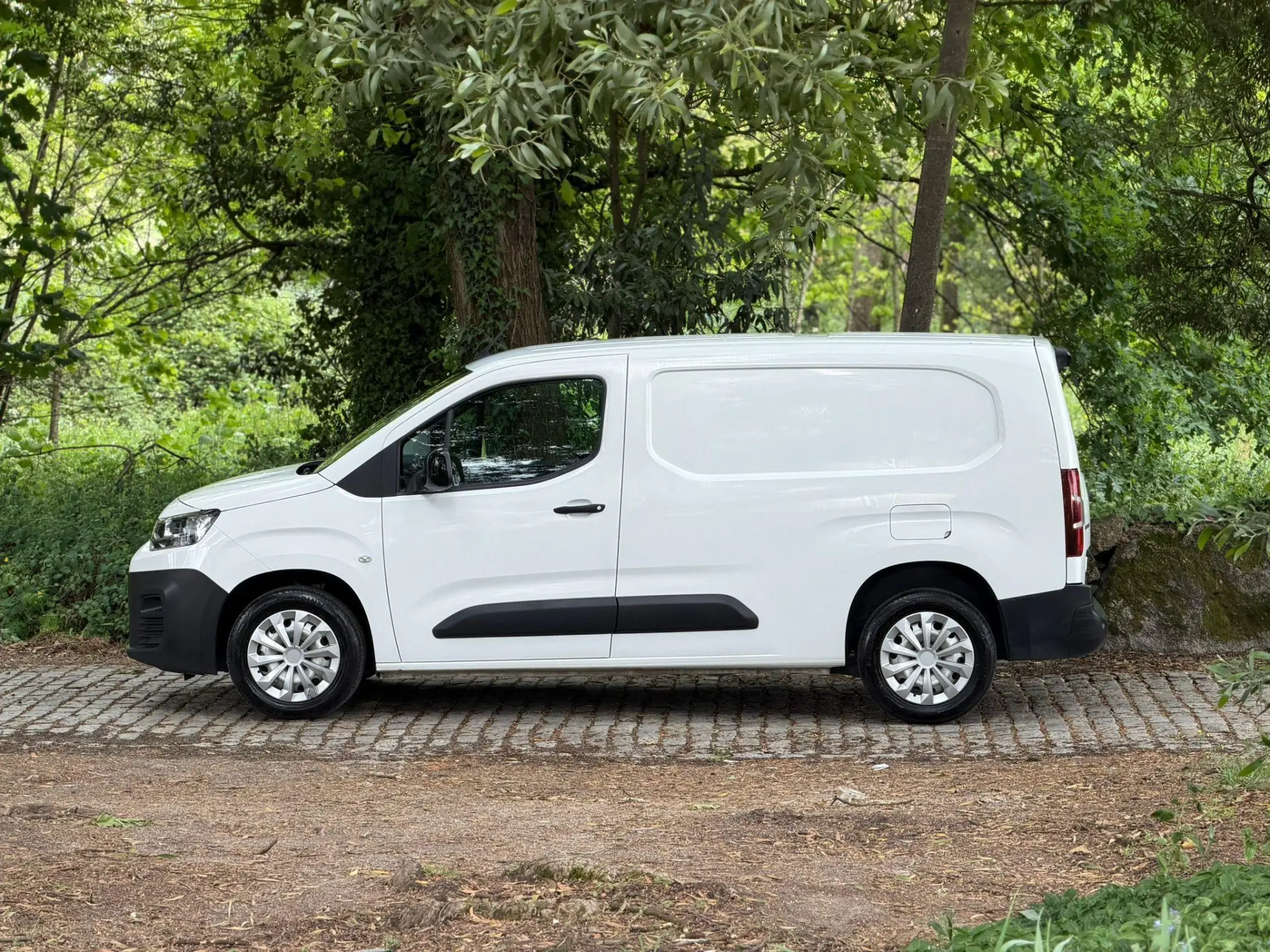 Citroën Berlingo 1.5 BlueHDi XL S&S EHZ EAT8 Control Variospace 4