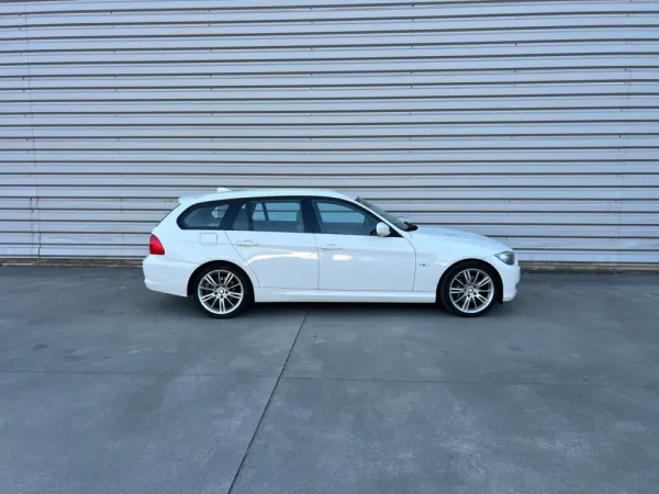 BMW 320 3 TOURING (E91) 5