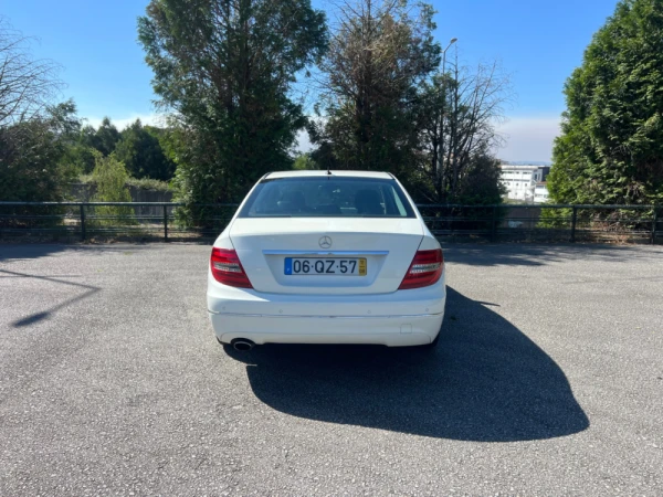 Mercedes-Benz C 220 4