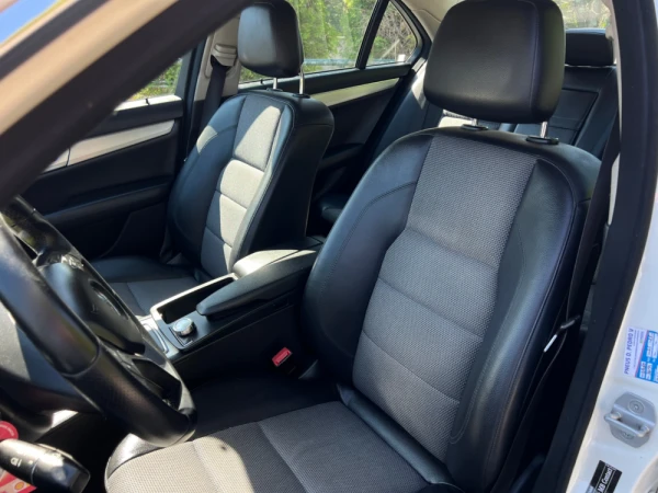 Mercedes-Benz C 220 13