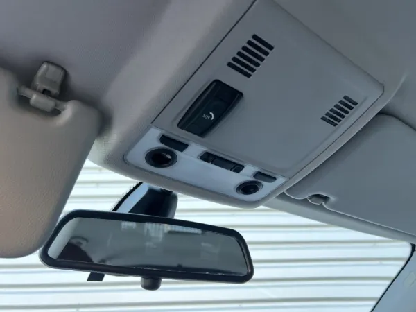 BMW 320 3 TOURING (E91) 37