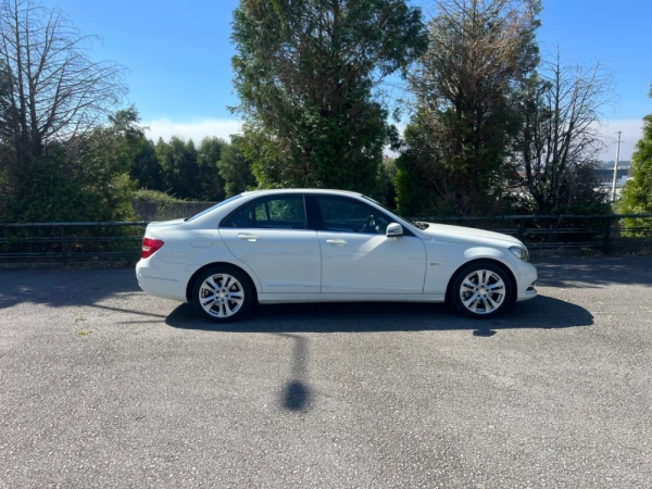 Mercedes-Benz C 220 6