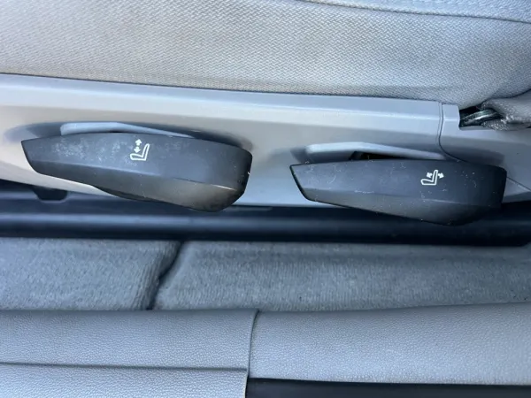 BMW 320 3 TOURING (E91) 41