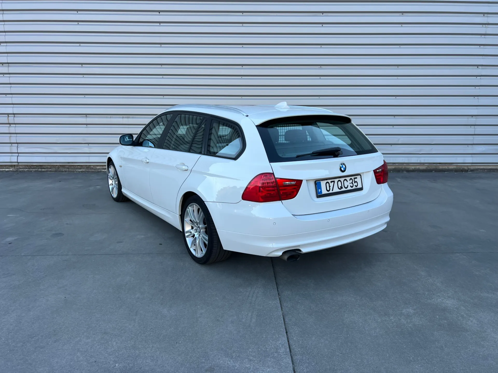 BMW 320 3 TOURING (E91) 7