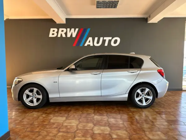 BMW 116 d EfficientDynamics Line Urban 2