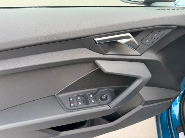 Audi A3 Sportback 30 TFSI Advanced 10