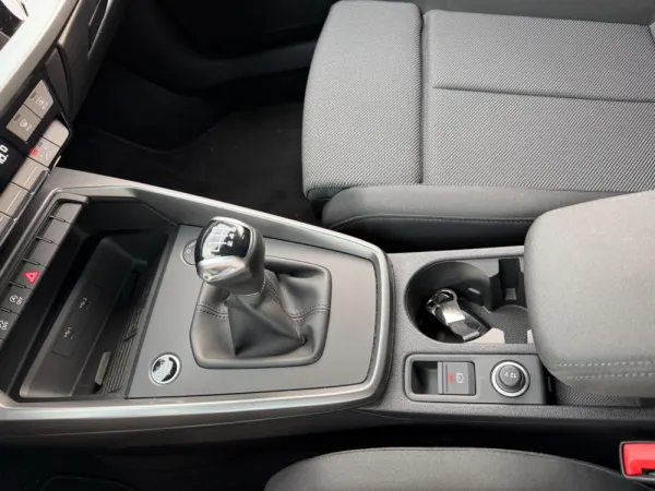 Audi A3 Sportback 30 TFSI Advanced 16