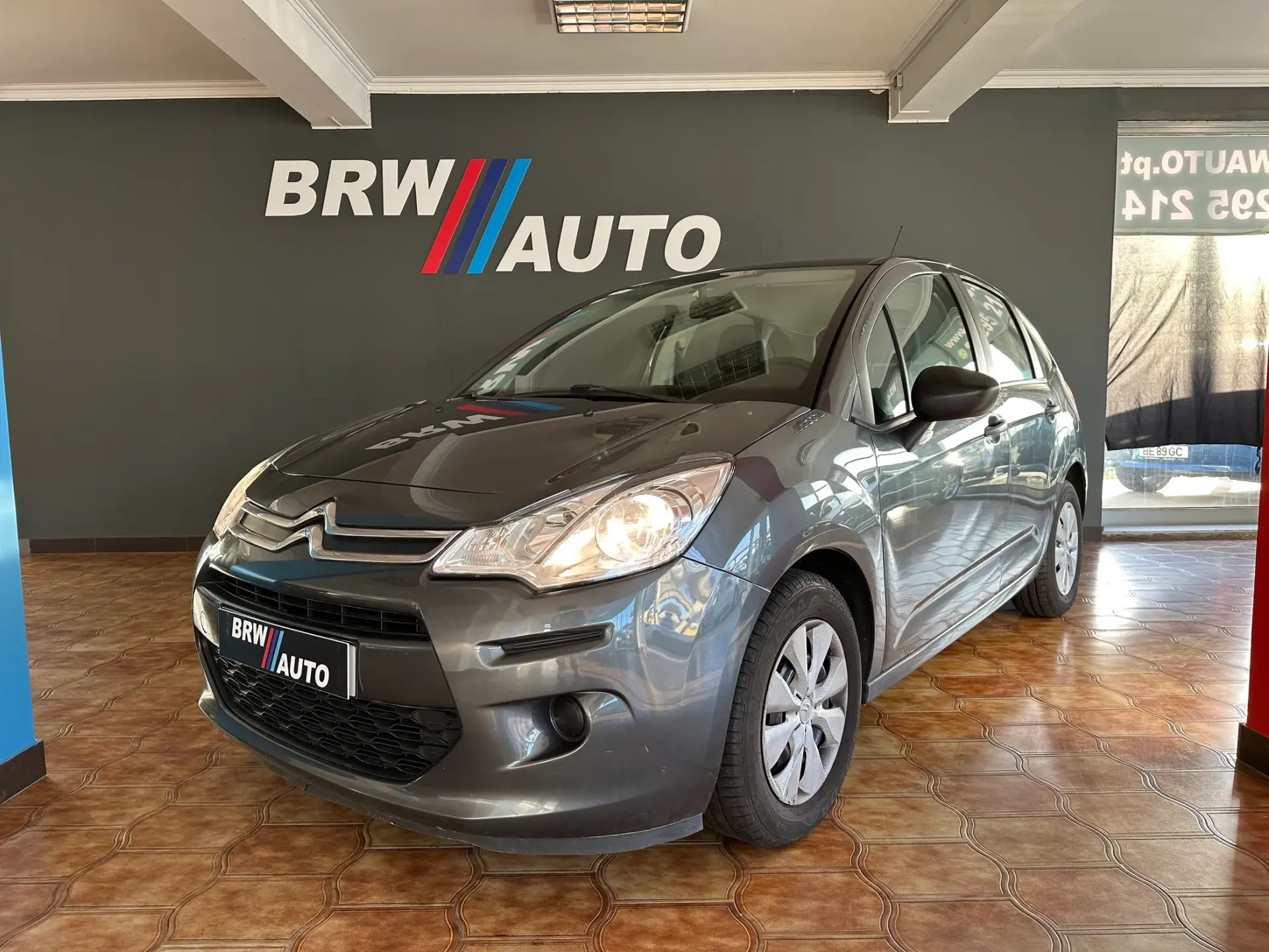Citroën C3 1.0 VTi Attraction 1