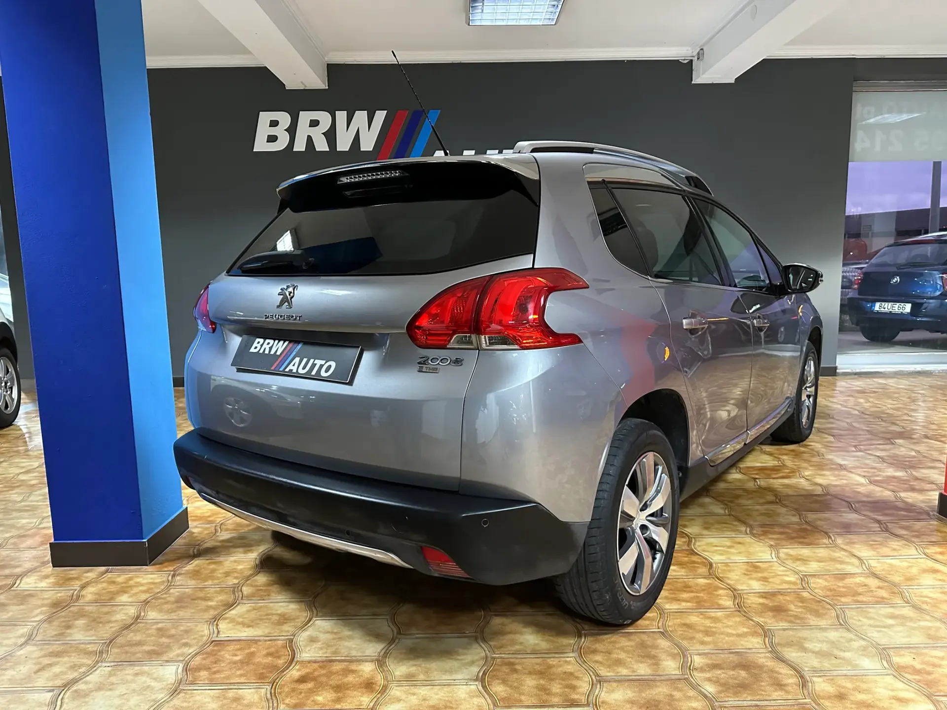 Peugeot 2008 1.2 PureTech Style 5