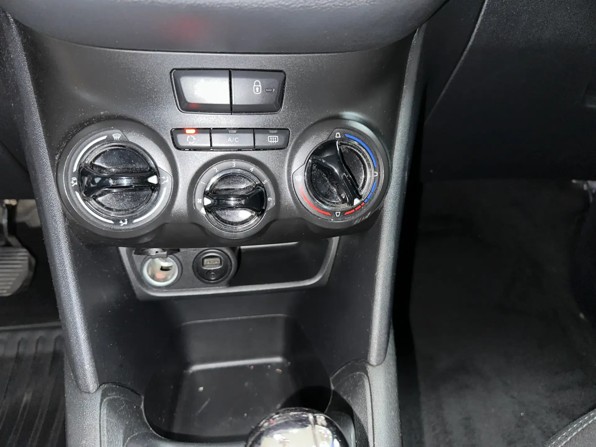 Peugeot 2008 1.2 PureTech Style 14