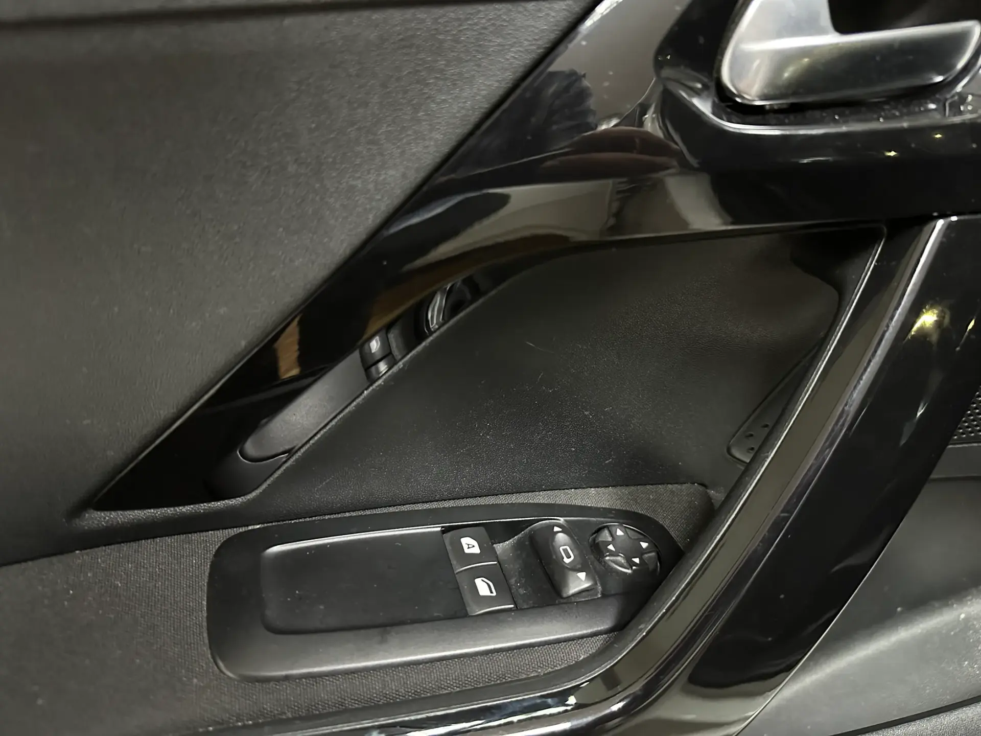 Peugeot 2008 1.2 PureTech Style 21