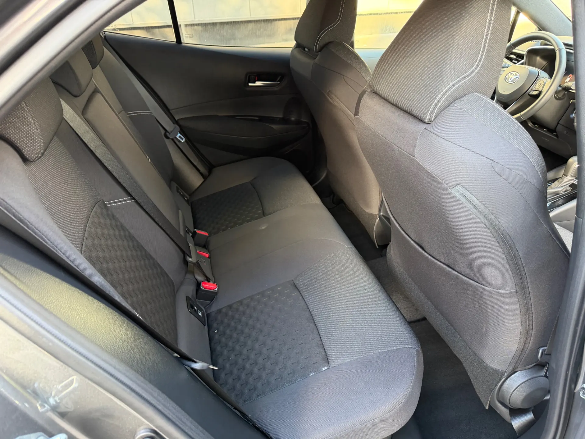 Toyota Corolla 1.8 Hybrid Exclusive 15