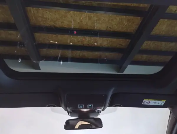 Jaguar XE 2.0 D R-Dynamic SE 21