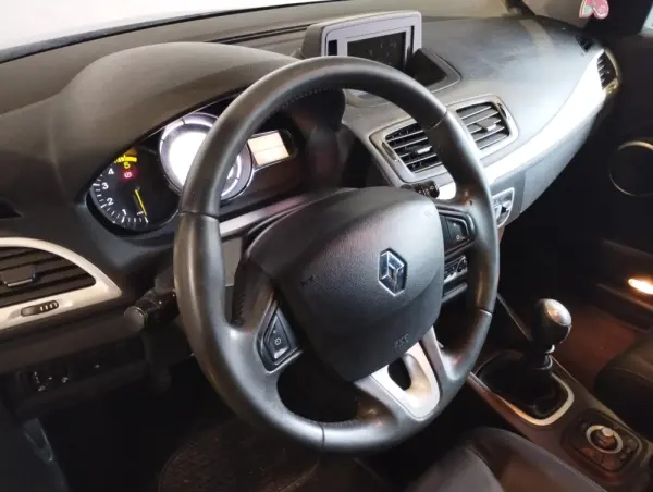 Renault Mégane Sport Tourer 1.5 DCI 110CV LIMITED 16