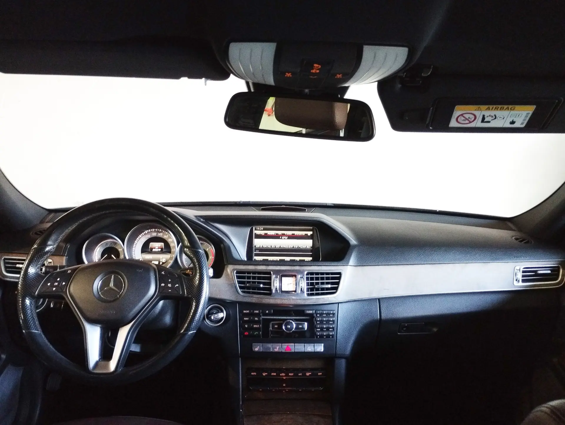 Mercedes-Benz E 300 Bluetec Hybrid Avantgarde 7