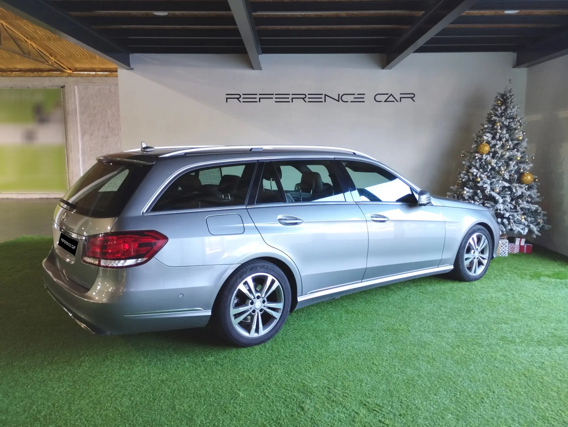 Mercedes-Benz E 300 Bluetec Hybrid Avantgarde 2