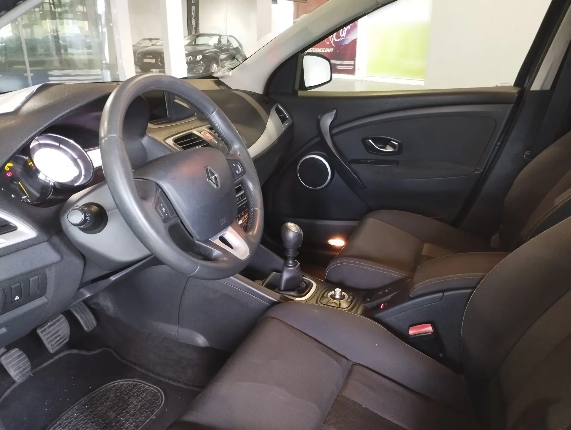 Renault Mégane Sport Tourer 1.5 DCI 110CV LIMITED 13