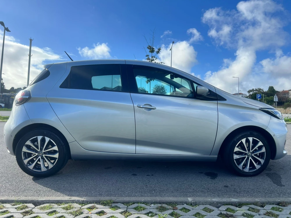 Renault Zoe E-Tech Intense 6