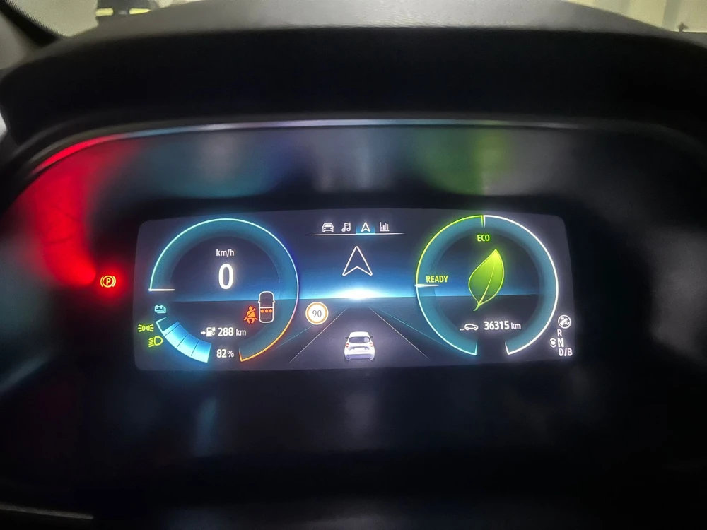 Renault Zoe E-Tech Intense 13