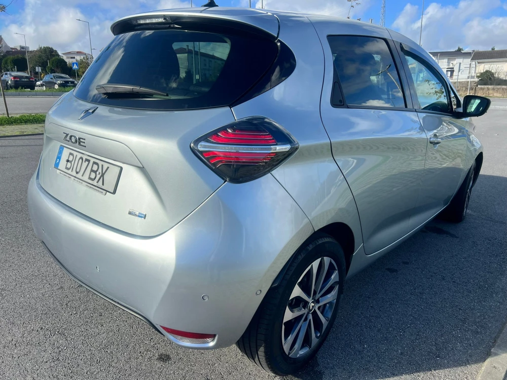 Renault Zoe E-Tech Intense 4