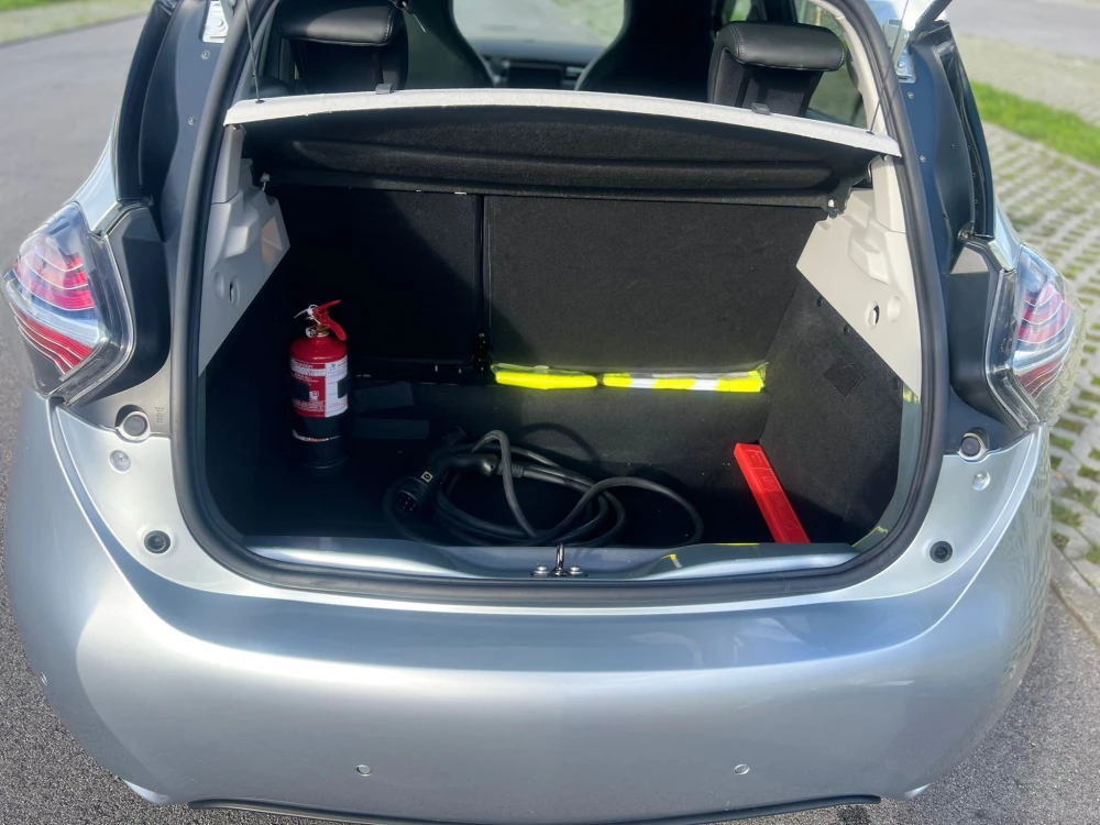 Renault Zoe E-Tech Intense 11