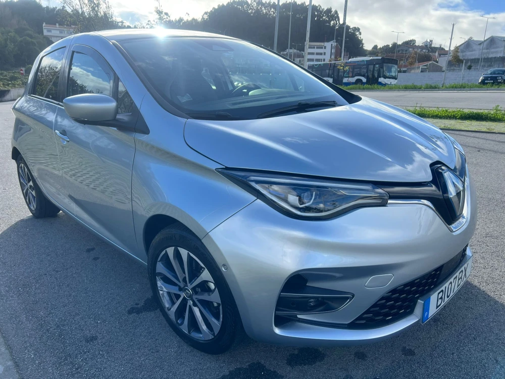 Renault Zoe E-Tech Intense 2