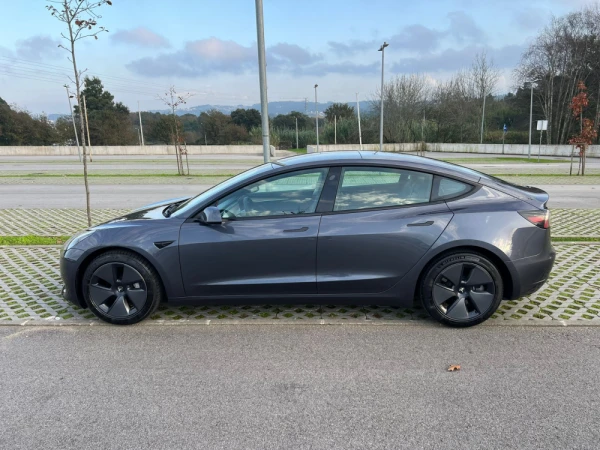 Tesla Model 3 Standard Plus 4