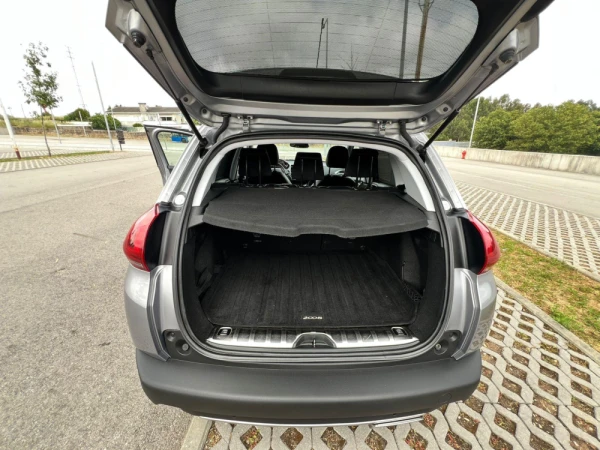 Peugeot 2008 1.2 PureTech GTLine 15