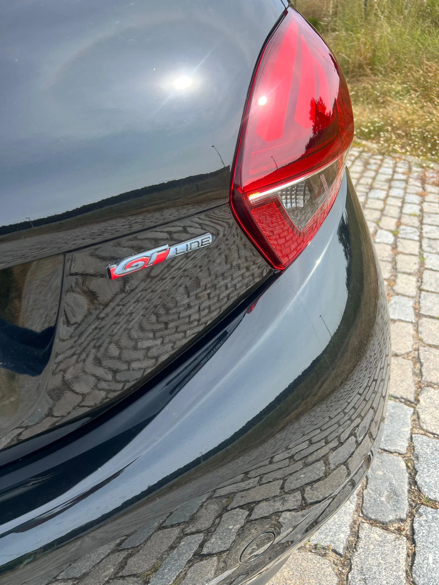 Peugeot 208 GTLine 7