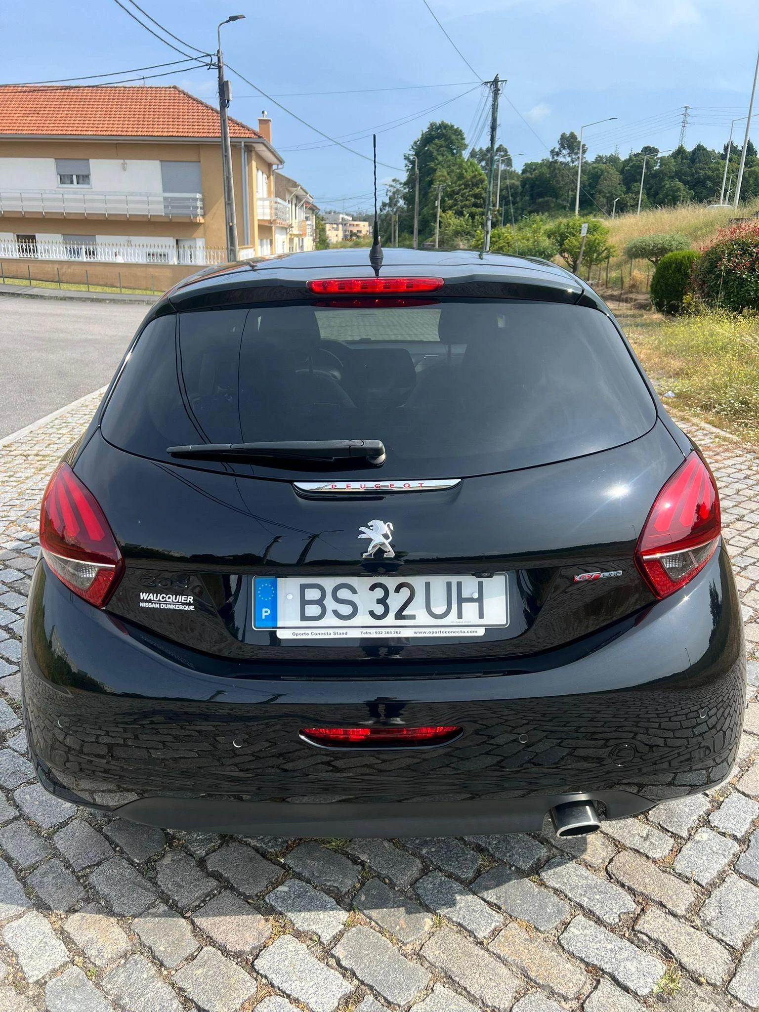 Peugeot 208 GTLine 5