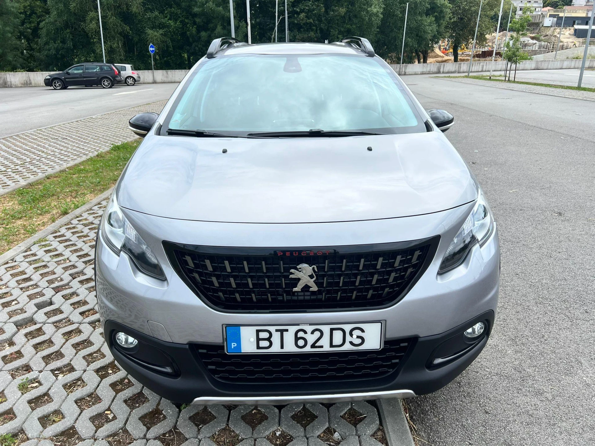 Peugeot 2008 1.2 PureTech GTLine 8