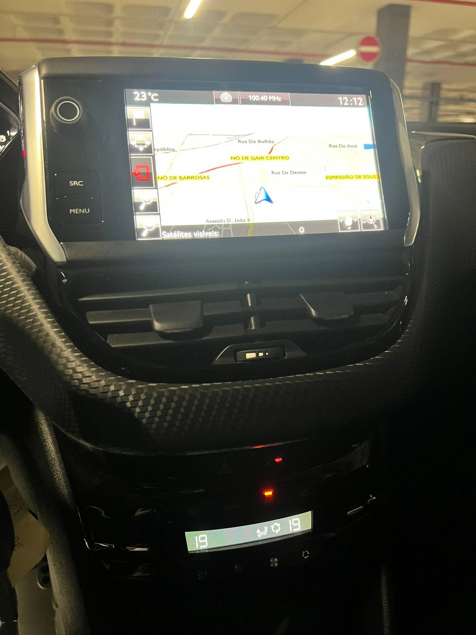 Peugeot 208 GTLine 22