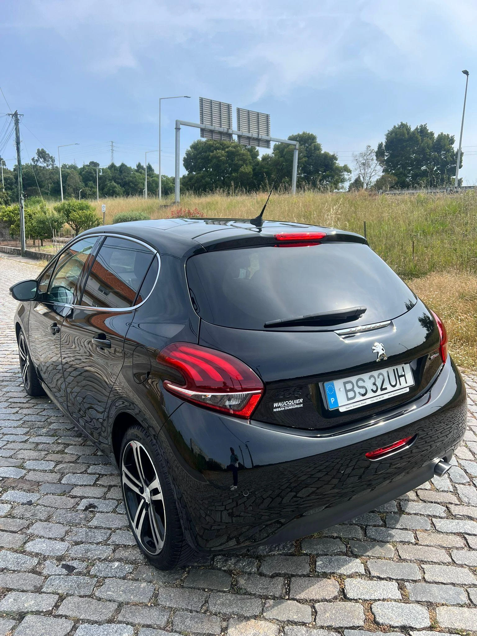 Peugeot 208 GTLine 4