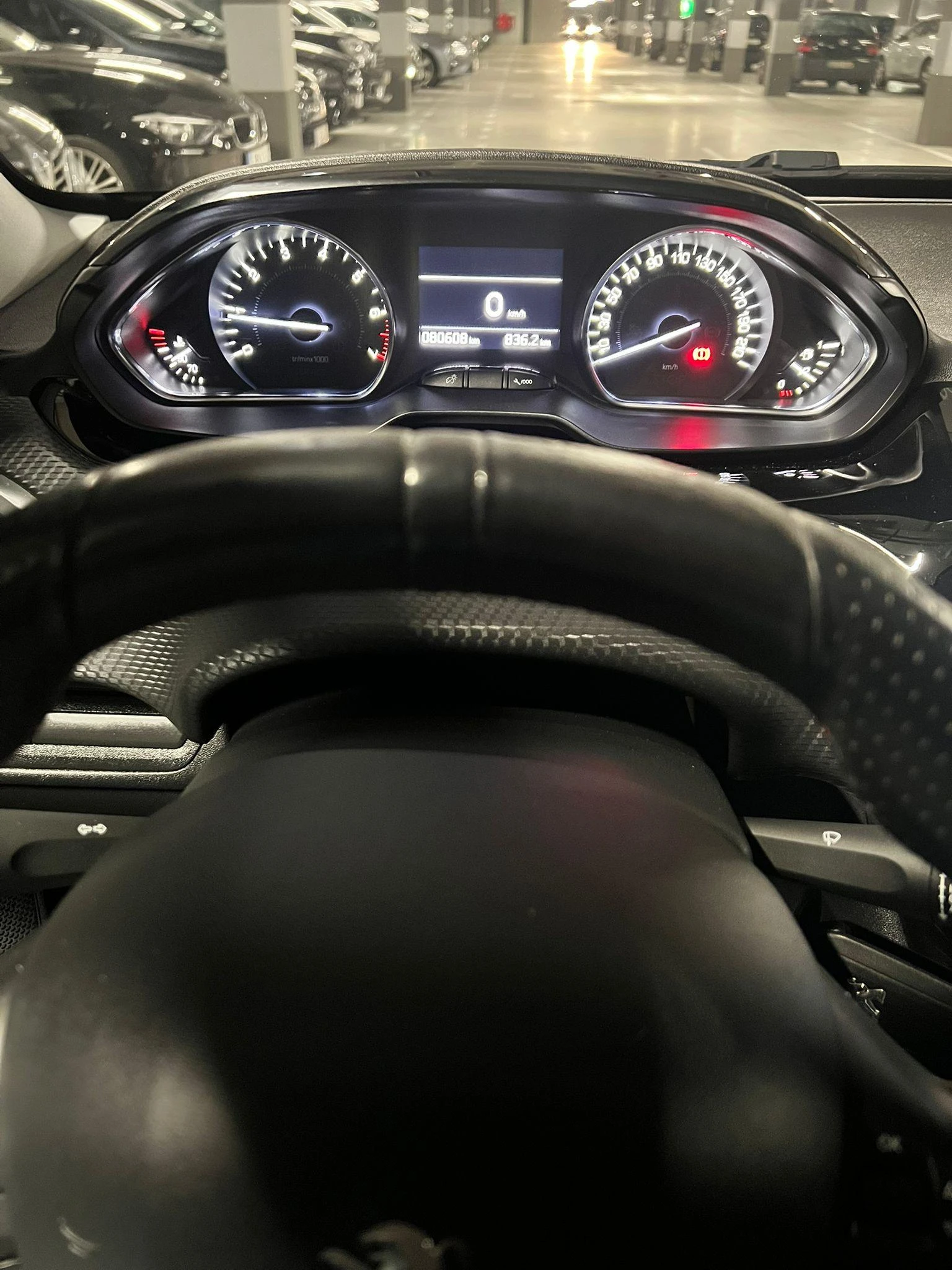 Peugeot 208 GTLine 21