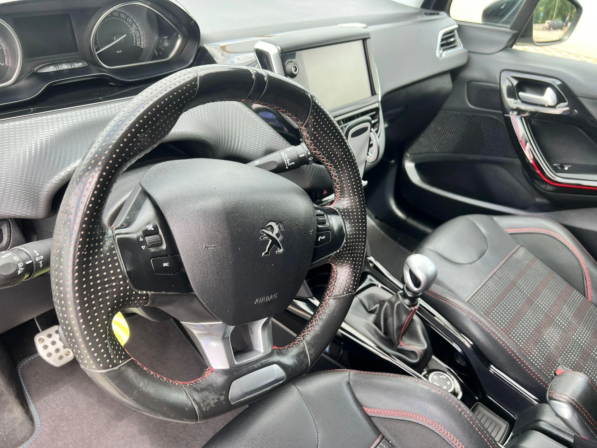 Peugeot 2008 1.2 PureTech GTLine 25