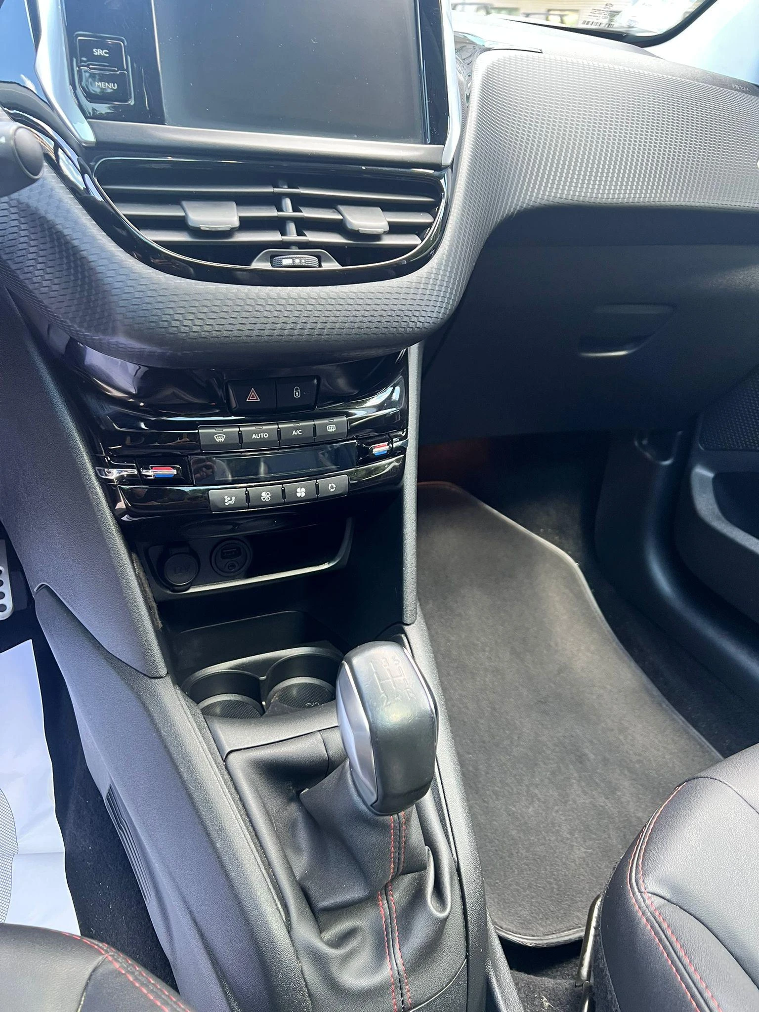 Peugeot 208 GTLine 18