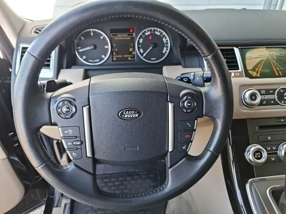 Land Rover Range Rover Sport 3.0 TDV6 HSE 11