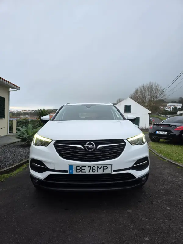 Opel Grandland X 2