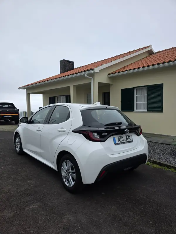 Toyota Yaris 1.0 VVT-i Comfort Plus 6