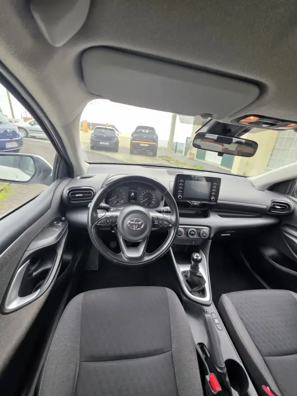 Toyota Yaris 1.0 VVT-i Comfort Plus 7