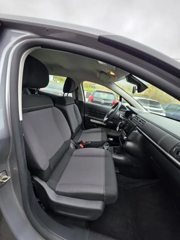 Citroën C3 1.2 PureTech C-Series 13