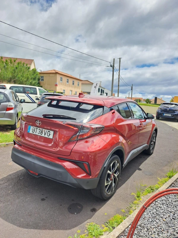 Toyota C-HR 4