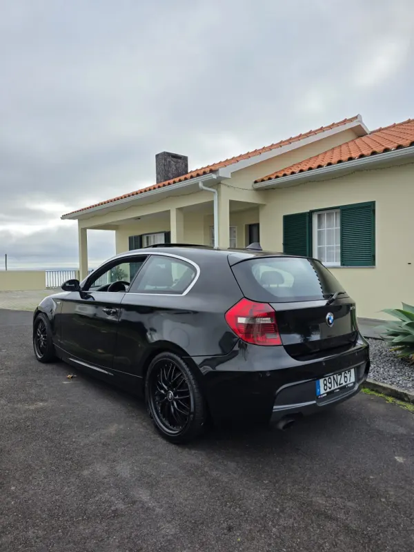 BMW 123 d 6