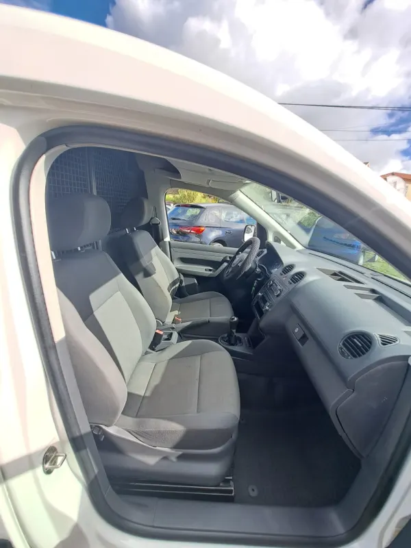 Volkswagen Caddy 1.6 TDi Extra AC BlueMotion 9