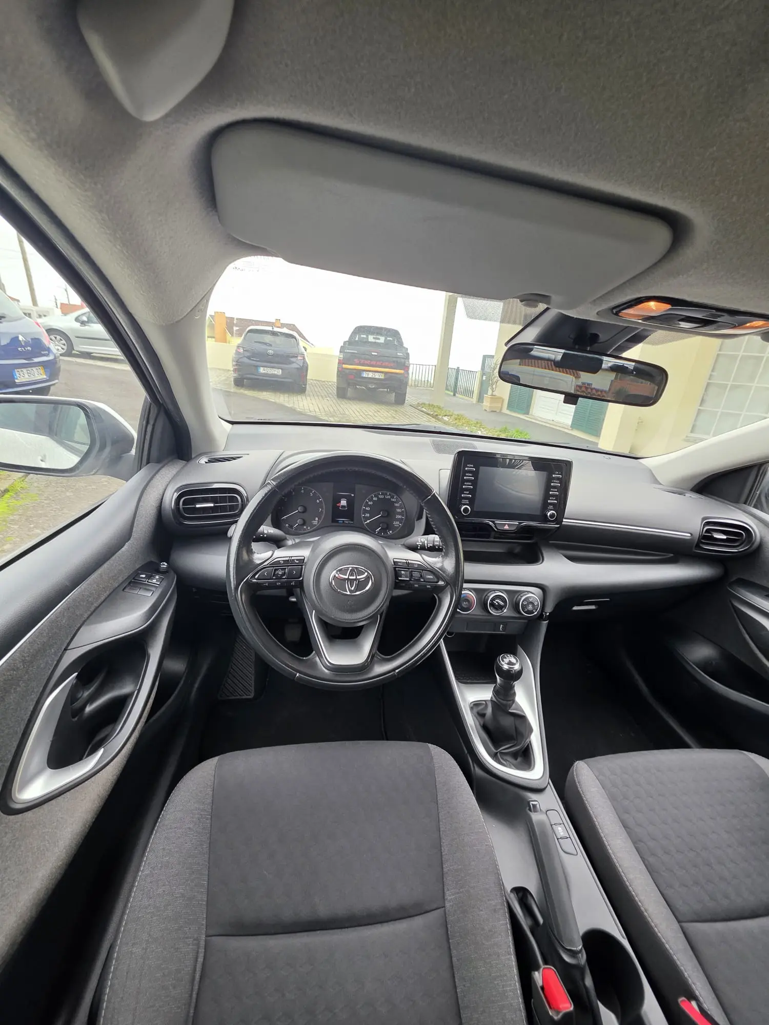 Toyota Yaris 1.0 VVT-i Comfort Plus 7