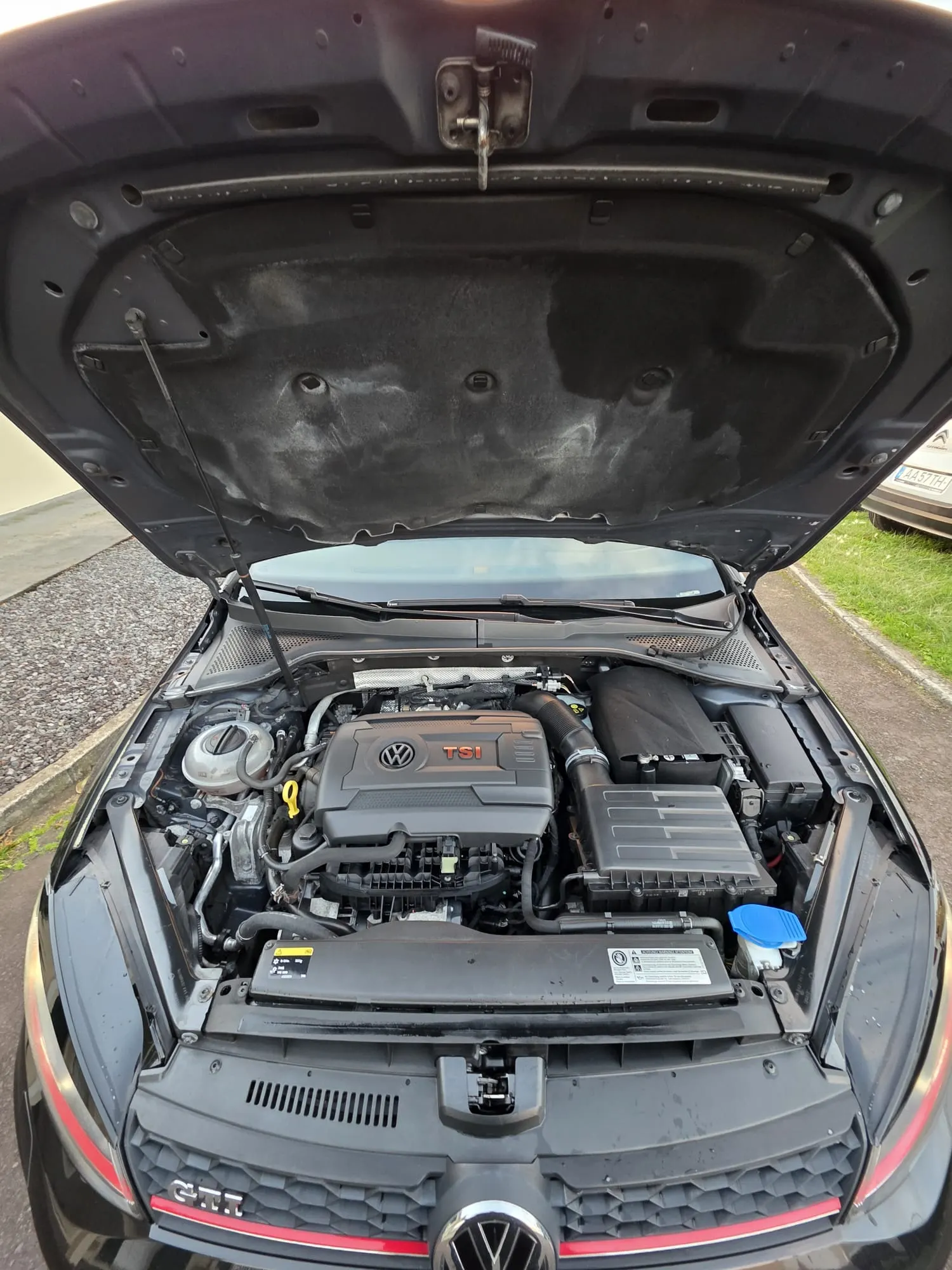 Volkswagen Golf 2.0 TSi GTi DSG 11