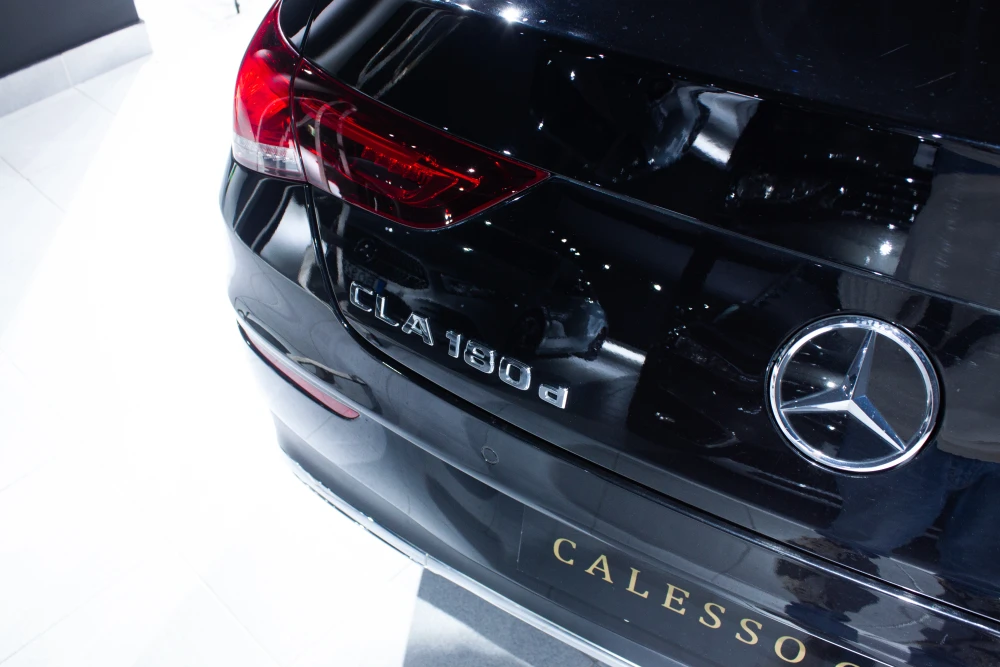 Mercedes-Benz CLA 180 Amg 11