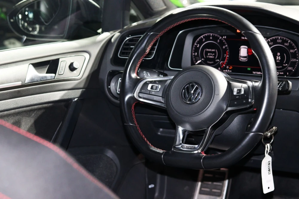 Volkswagen Golf Performance 17