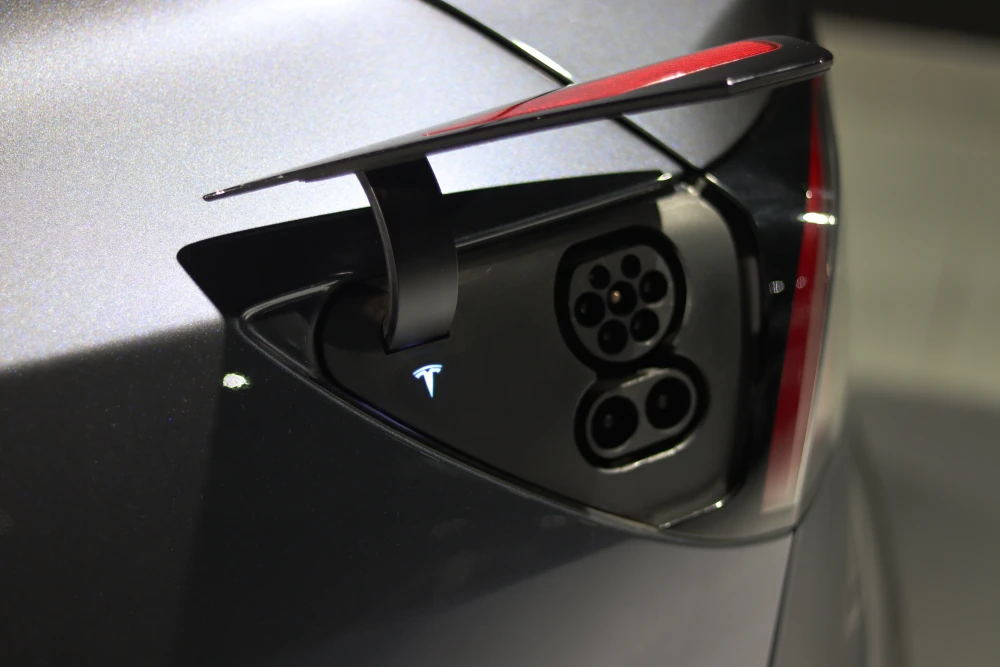 Tesla Model 3 Long Range 13